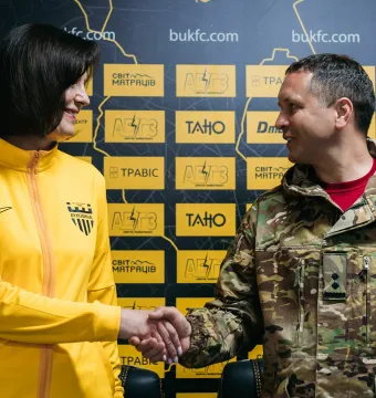 ФК «Буковина» та 82 ОДШБр уклали меморандум про співпрацю